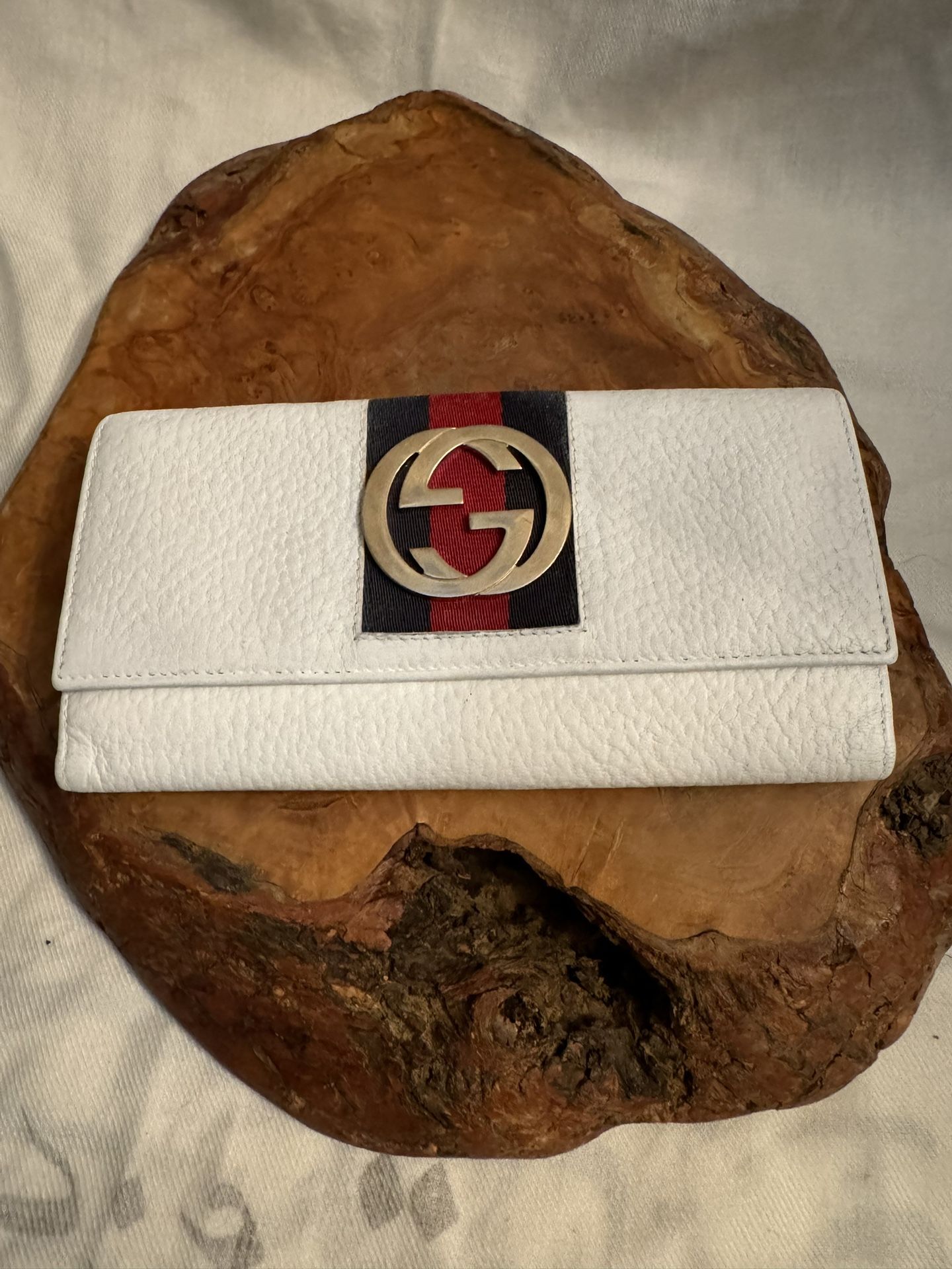Large Gucci Ophidia wallet in white leather