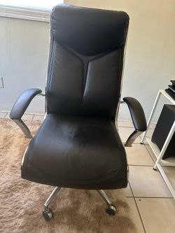 Office desk chair