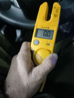 Fluke Electrical Tester with Test Leads