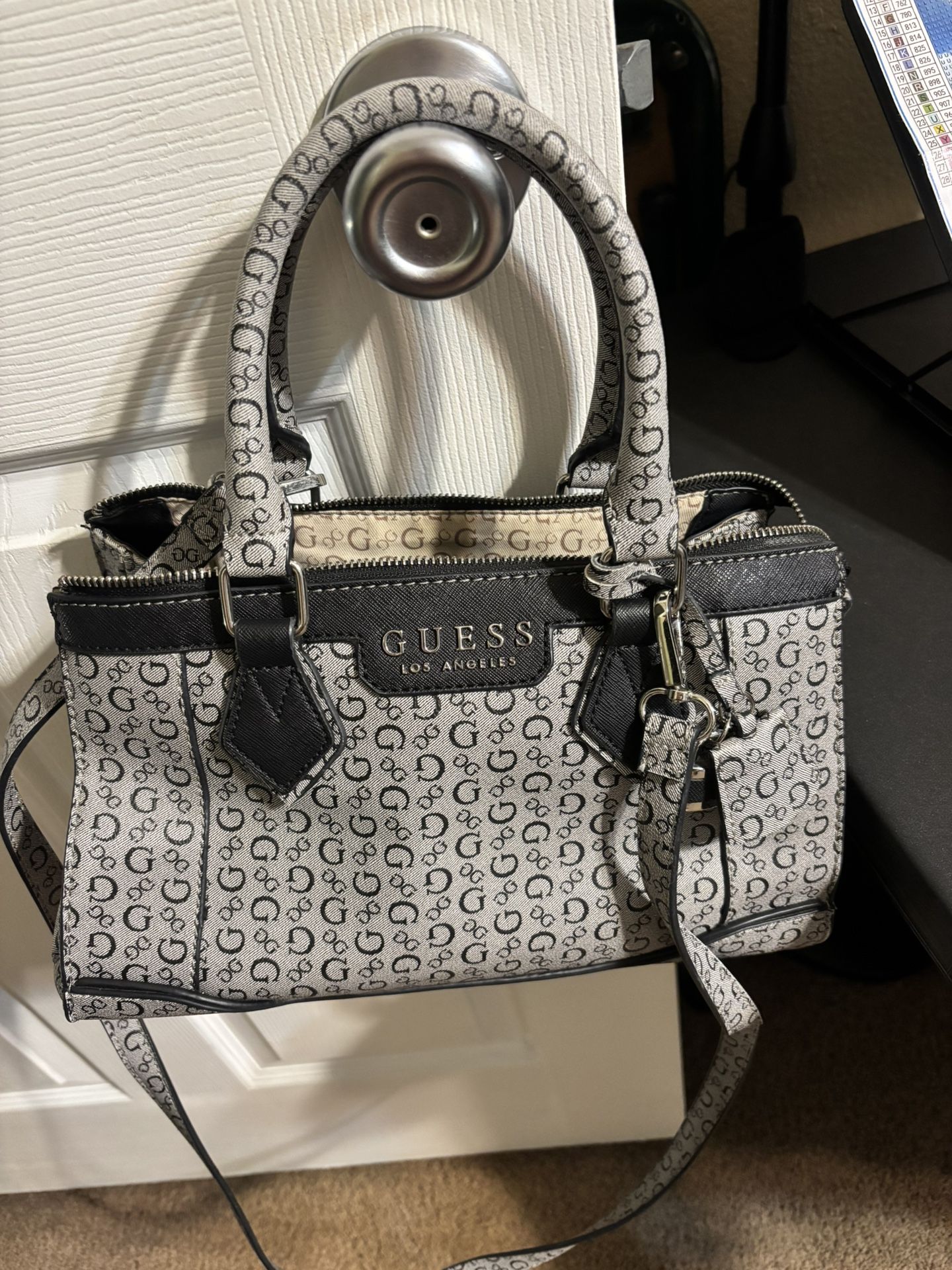 Guess purse & wallet