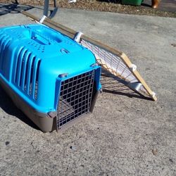 Small Blue Dog Kennel +Gate 20.00