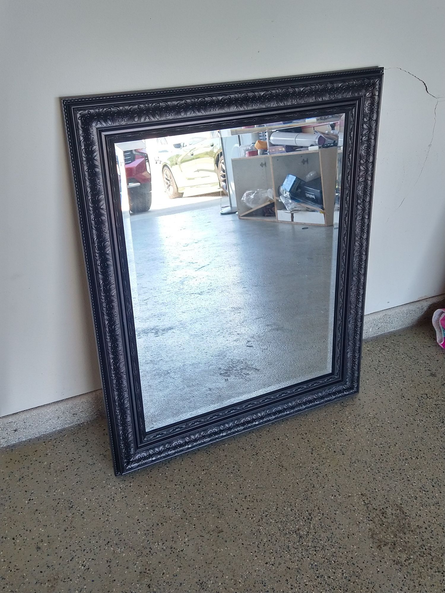 Mirror Size 29.5 x 35.25