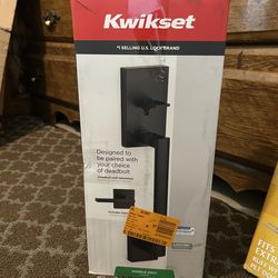 Kwikset San Clemente Handle Set – Matte Black – Handle Only