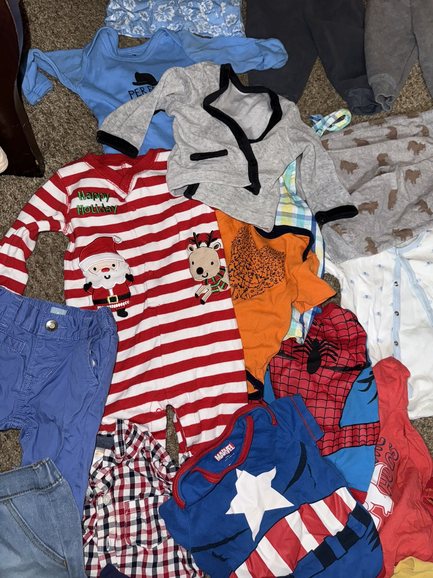 Almost New Baby Boys 9-12months MOSTLY 12 Months 44 Pieces Free Pets Home