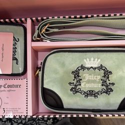 Juicy Couture Purse Set 