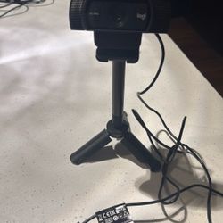 Logitech Webcam With Adjustable Tripod