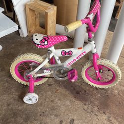 Hello Kitty Kids Bike 