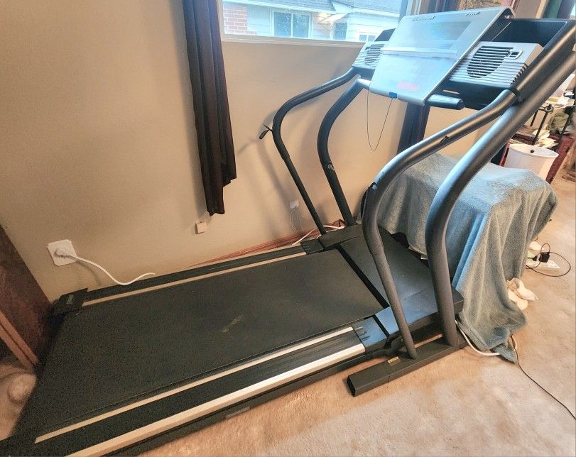 Treadmill - Free