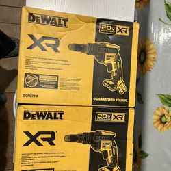 DeWalt Verse-clutch Adjustable Torque Screw Gun