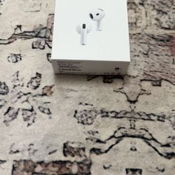 Apple AirPods 4 ANC