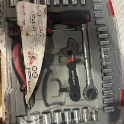 Socket And Wrench Set 
