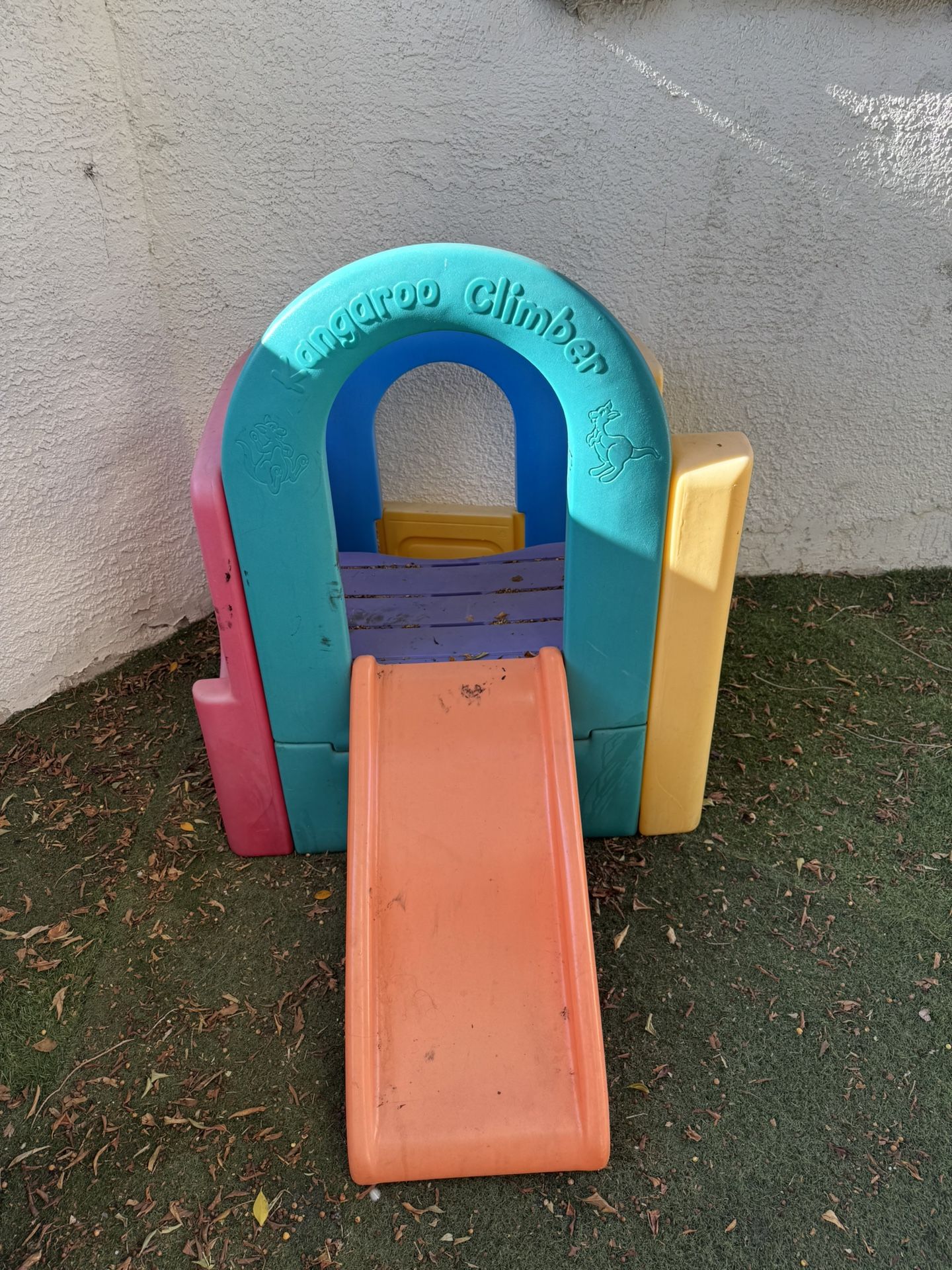 Kangaroo Climber Play Slide