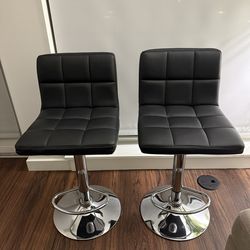 Adjustable height Bar Stools
