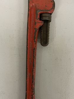 Heavy Duty 18 Inch Pipe Wrench