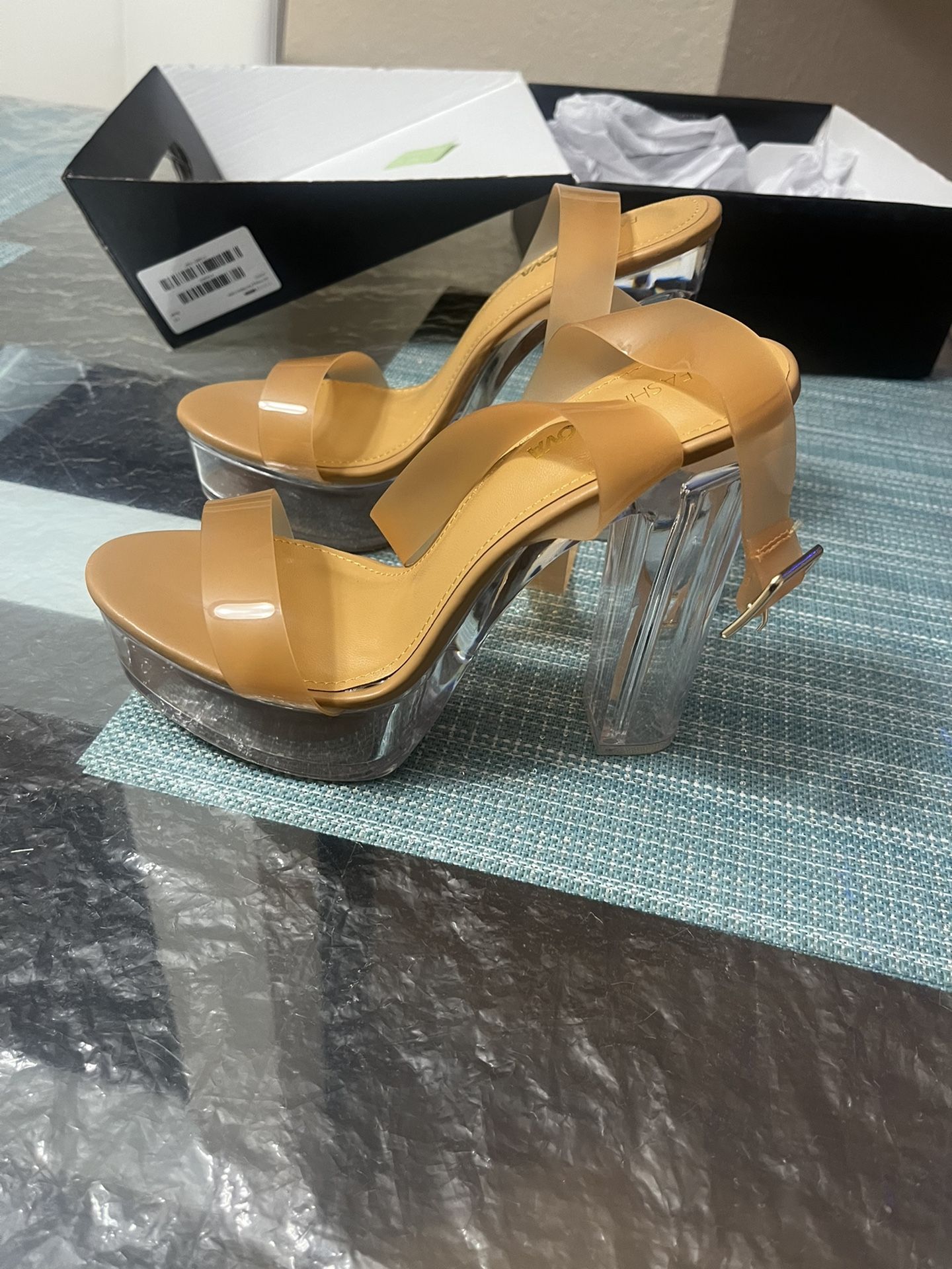 Fashion Nova Nude Platform Heels 7.5