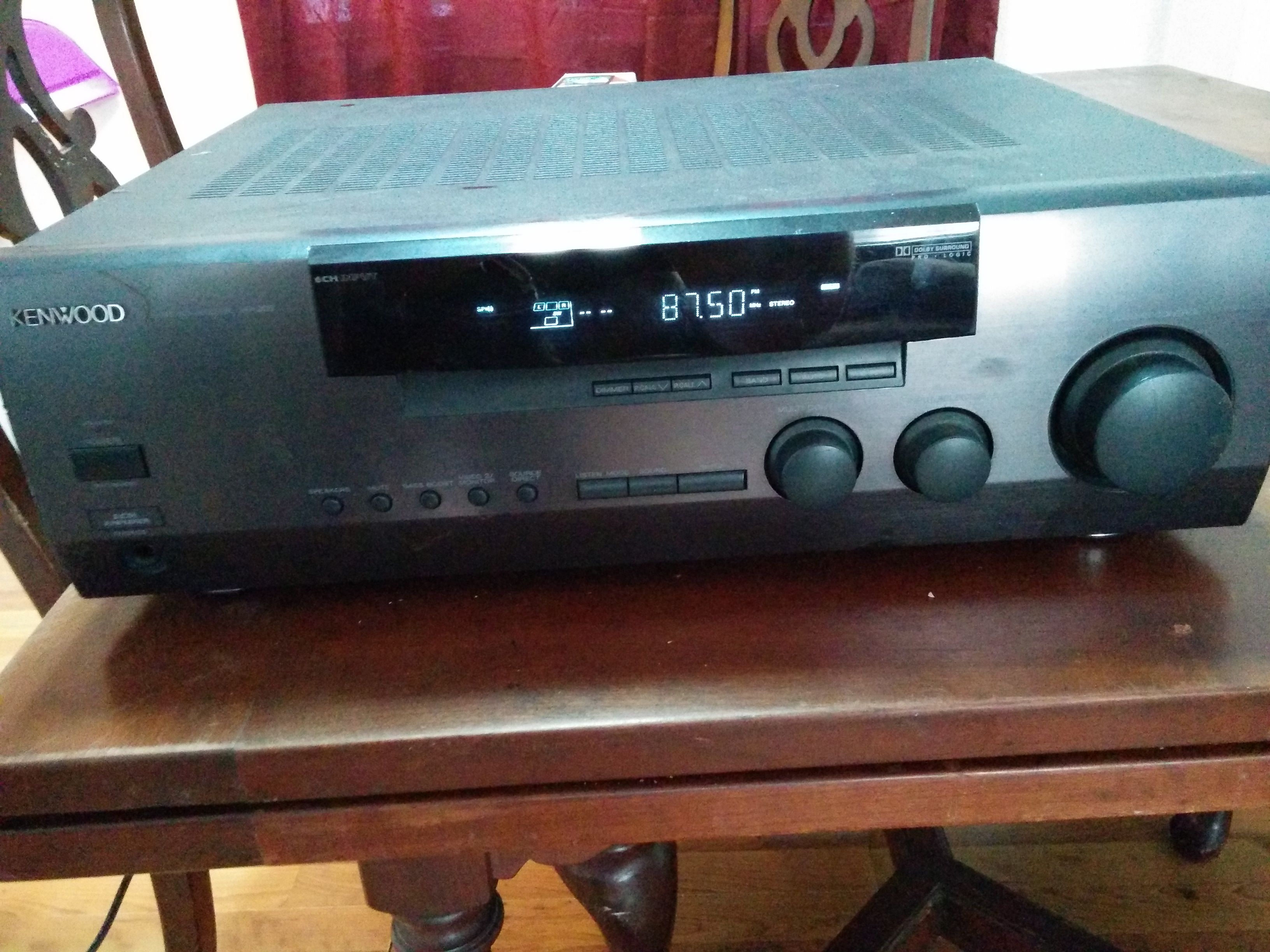 Kenwood VR-205 receiver/ surround sound