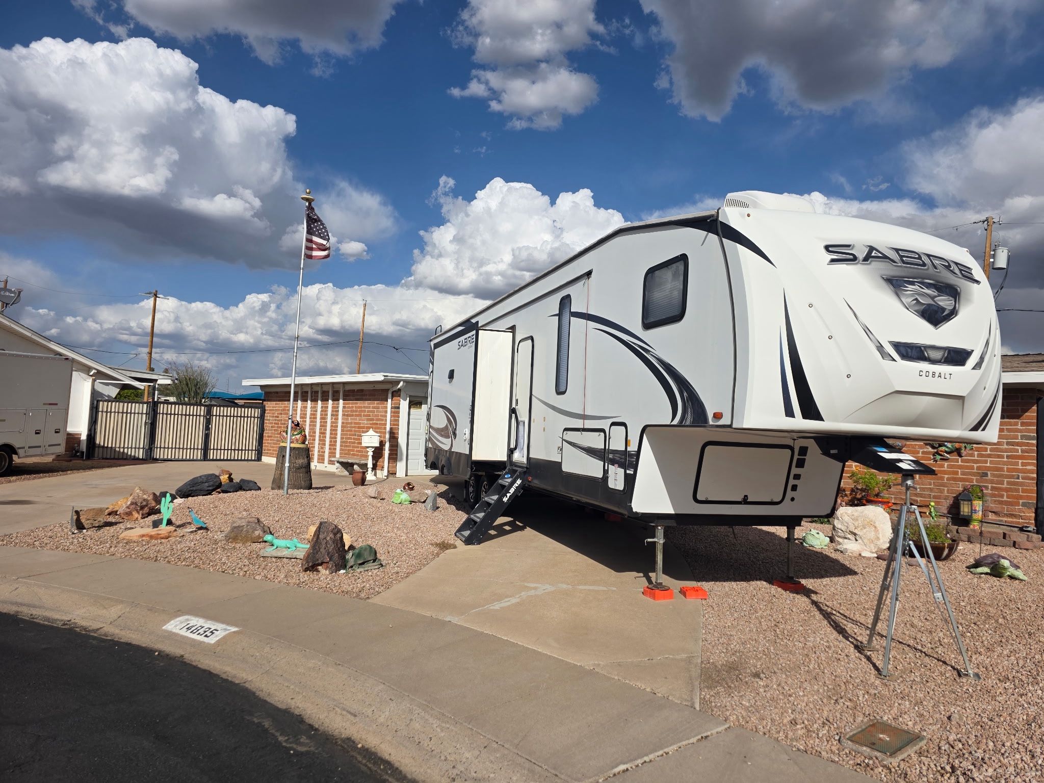 2020 SABRE COBALT 38DBQ 42" FIFTH WHEEL