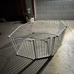 Pet gate fence