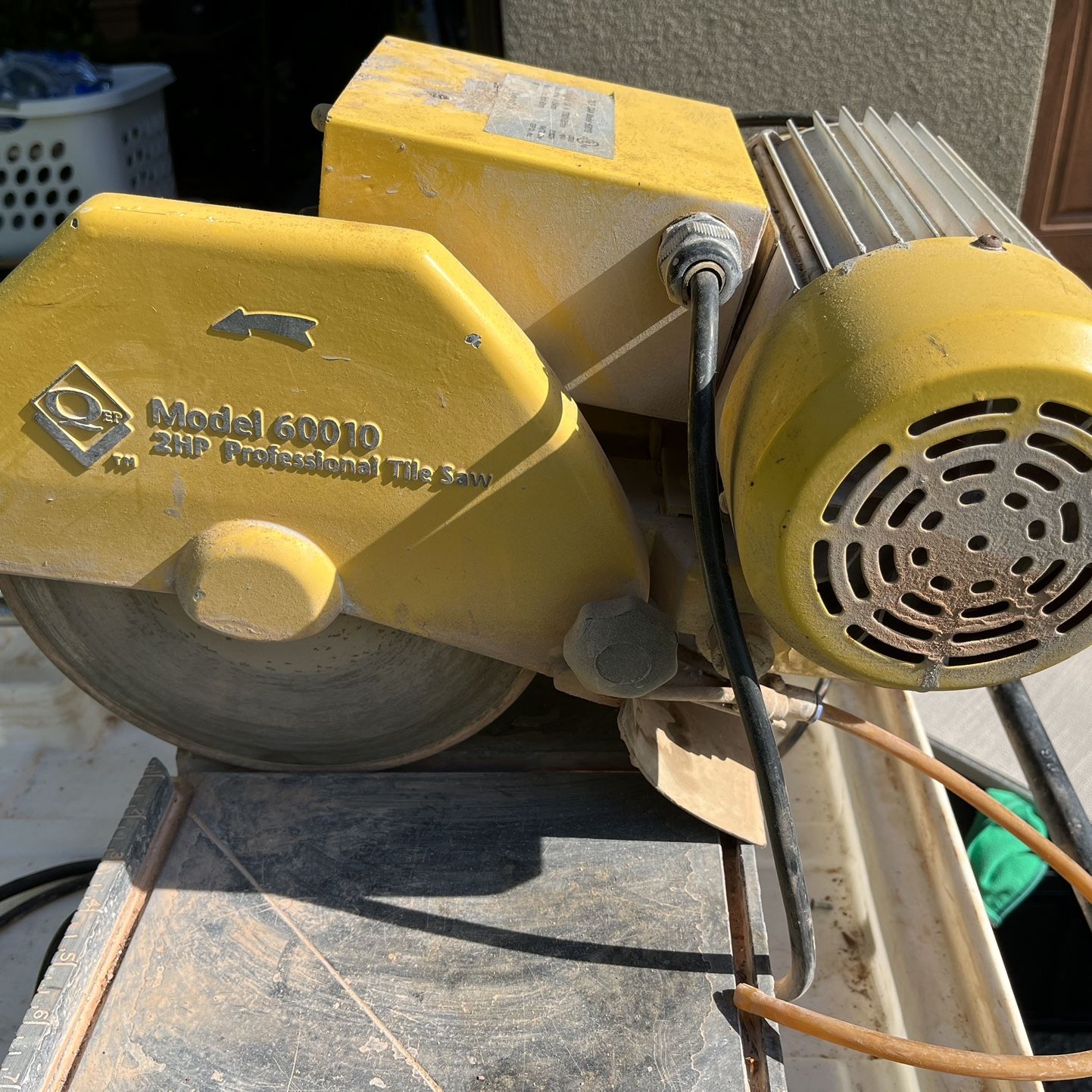 QEP Professional Tile Saw 2HP Model 60010 Works great. for Sale in