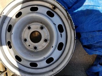 Stock dodge ram 17in rims with center caps