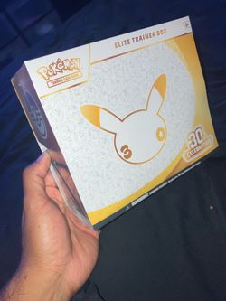 ETB 30th Pokemon box