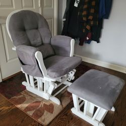 Glider Chair / Baby Rocking Chair & Ottoman Set - Nursery Baby Rocking Chair - LIKE NEW!!!