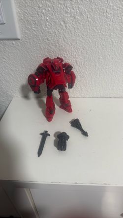 War for cybertron Cliffjumper figure