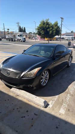 Black 2014 Infiniti Q60