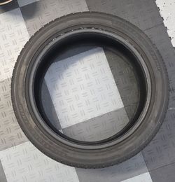 215 45 17  Tire