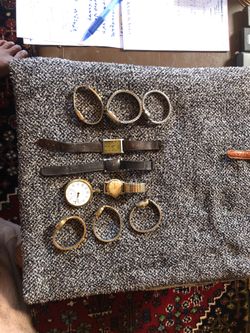 Lot of vintage watches.