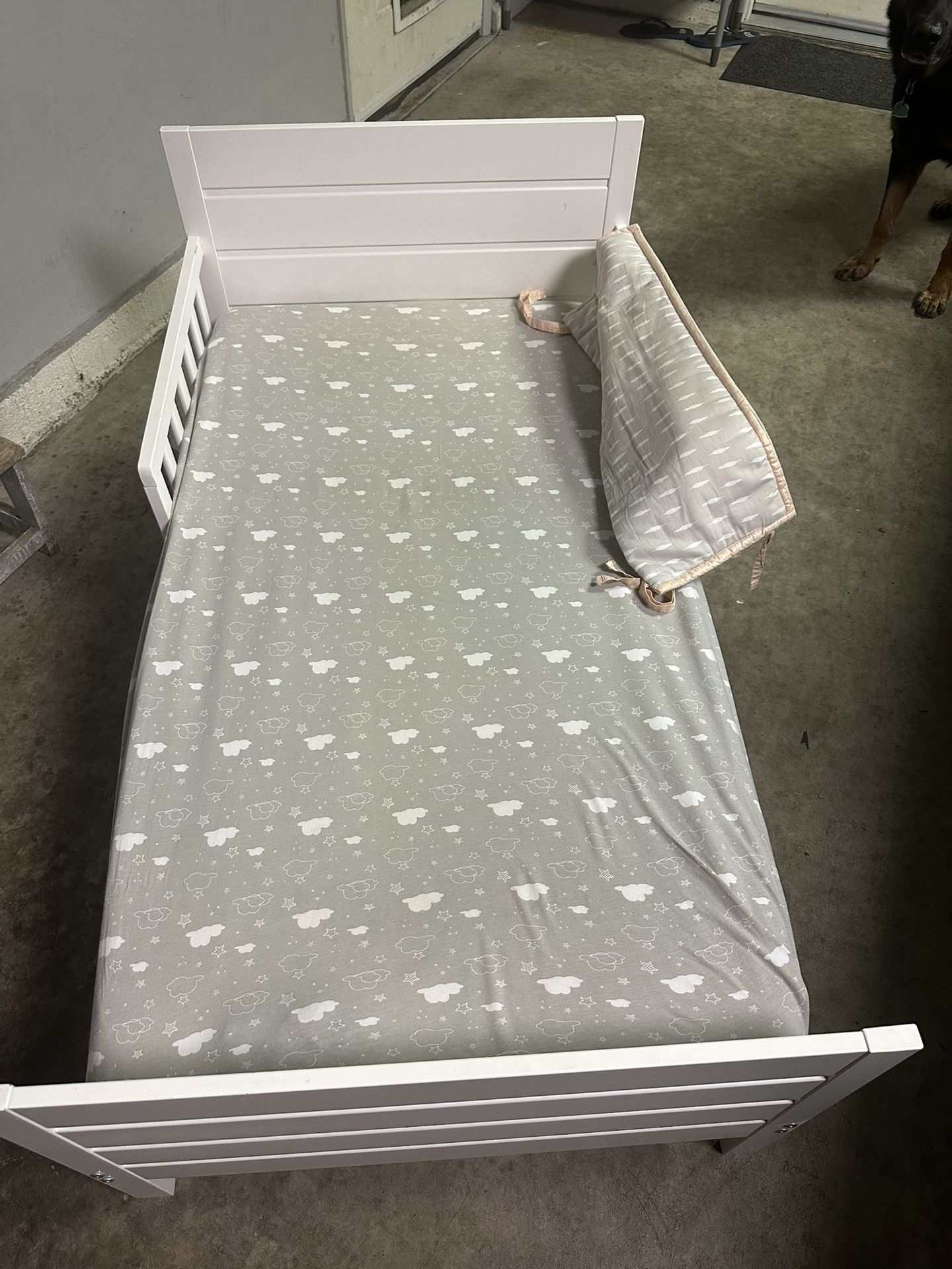 Baby Crib With Mattress