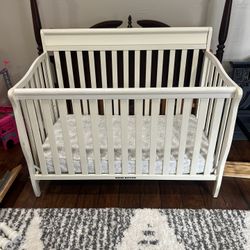 Baby Crib 