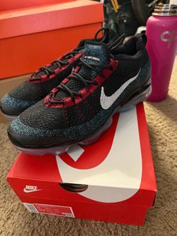 Nike air vapor max 2023 flyknit two sizes (10.5/12) and (11/12.5) (m/w)