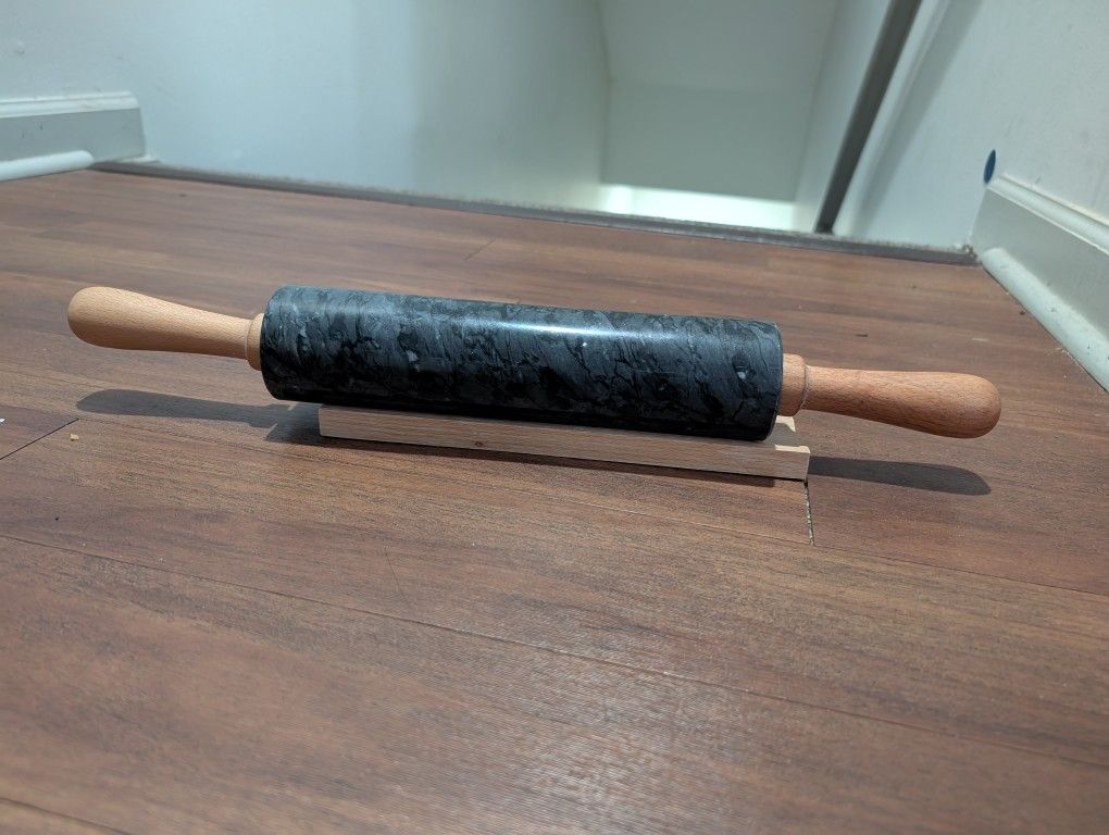 Rolling Pin With Base