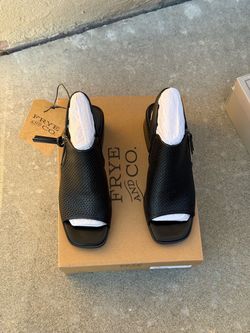 New Frye & Co. Women’s Black Perforated Slingback Sandals Size 7.5 - New with Tags