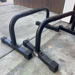 Parallette, Parallel Bars & Dip Station