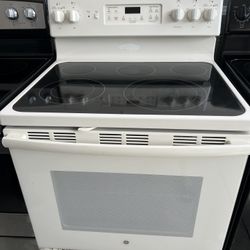 GE Stove 