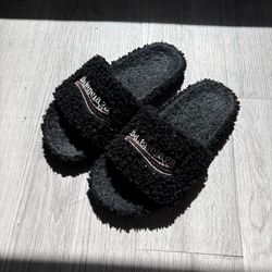 Balenciaga slides