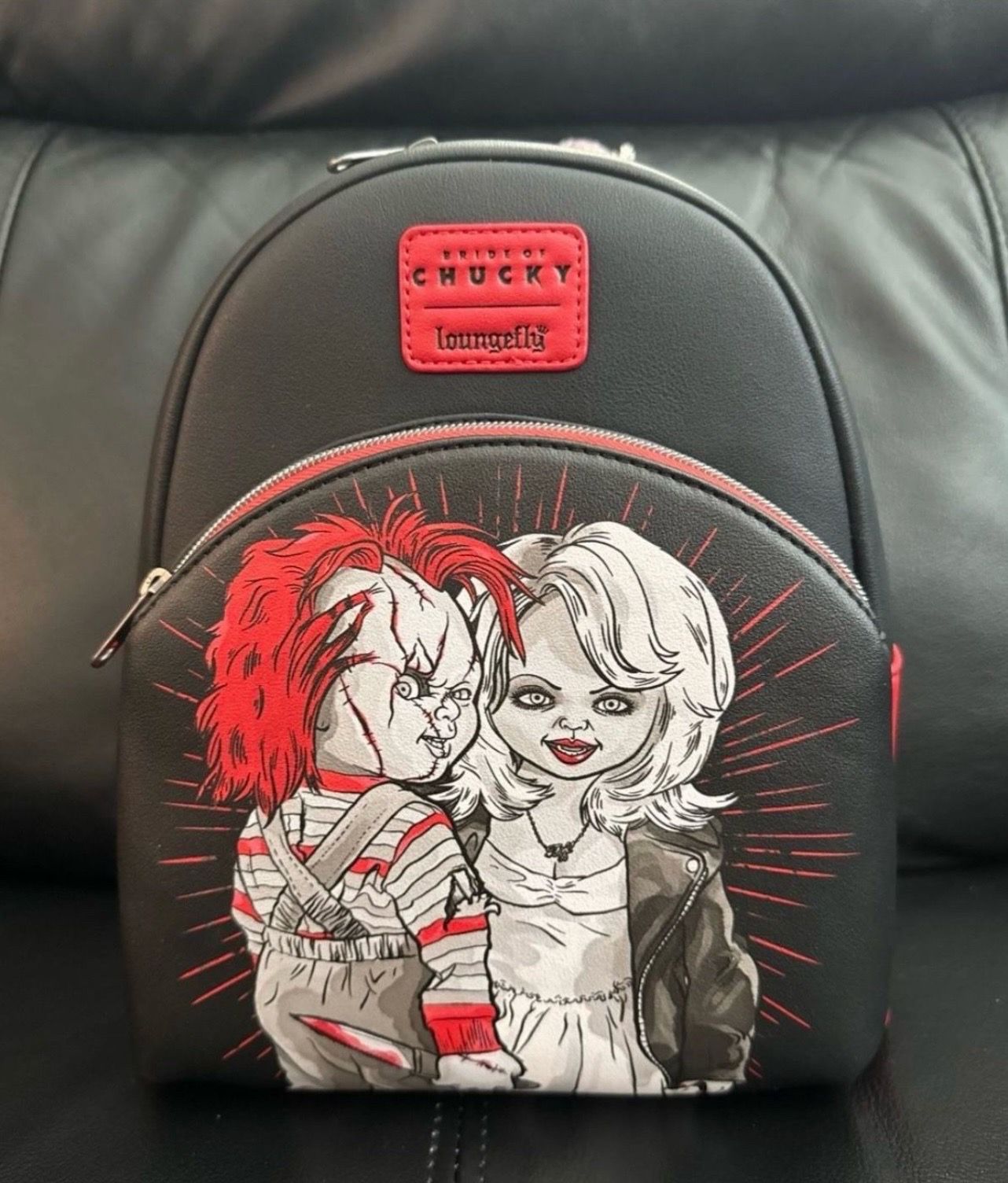 batman mini slouch backpack Loungefly Pets DC Comics Harness– LF Lovers backbag FELT COLOR:Graphite Men's Pebble Grain Leather and exclusive memorabilia.