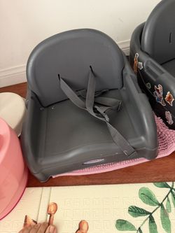 graco booster seat lightly used