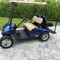 2017 Ezgo TXT Golf Cart - NEW BATTERIES 