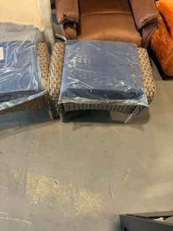 New-New-Set of 2 Ottoman for outdoor