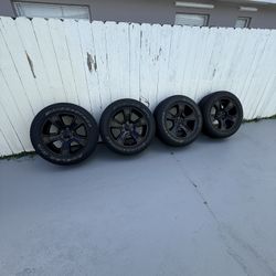 2022 RAM 1500 Night EditionWheels and Tires 