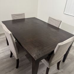 Dining Table Real Wood Plus 4 Chairs/covers