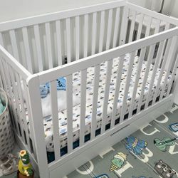 White Crib With Bottom Storage And Mattress 