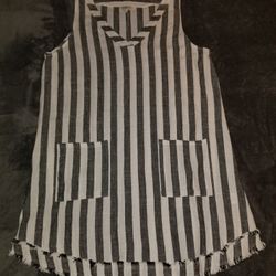 Womens Sz L/Large UMGEE USA Sleeveless  Striped Black & White Boho Dress w/2 Front Pockets.