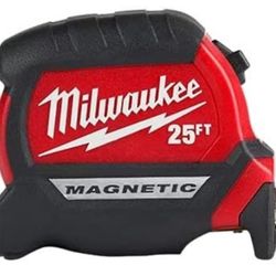 Milwaukee Magnetic Measure Tape