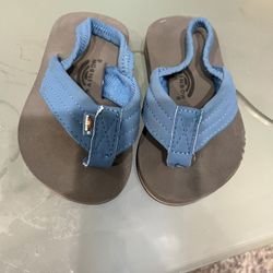 Toddler flip-flops