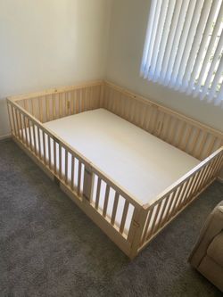 Montessori Toddler Full Size Bed New
