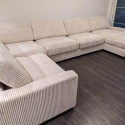 New 90x164x66 Large Corduroy Sectional Couch / Free Delivery 